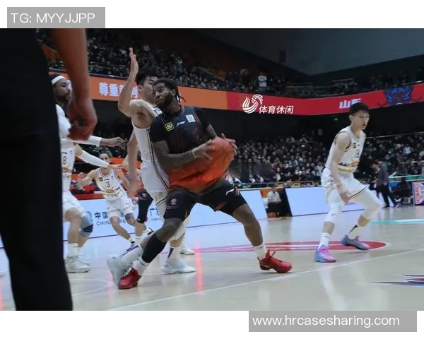 CBA第30轮新疆队对阵广东队精彩对决回顾与分析 CBA第30轮新疆队对阵广东队精彩对决回顾与分析